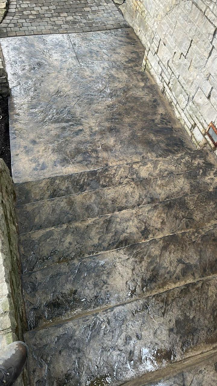 Stamped concrete side entry steps and landing